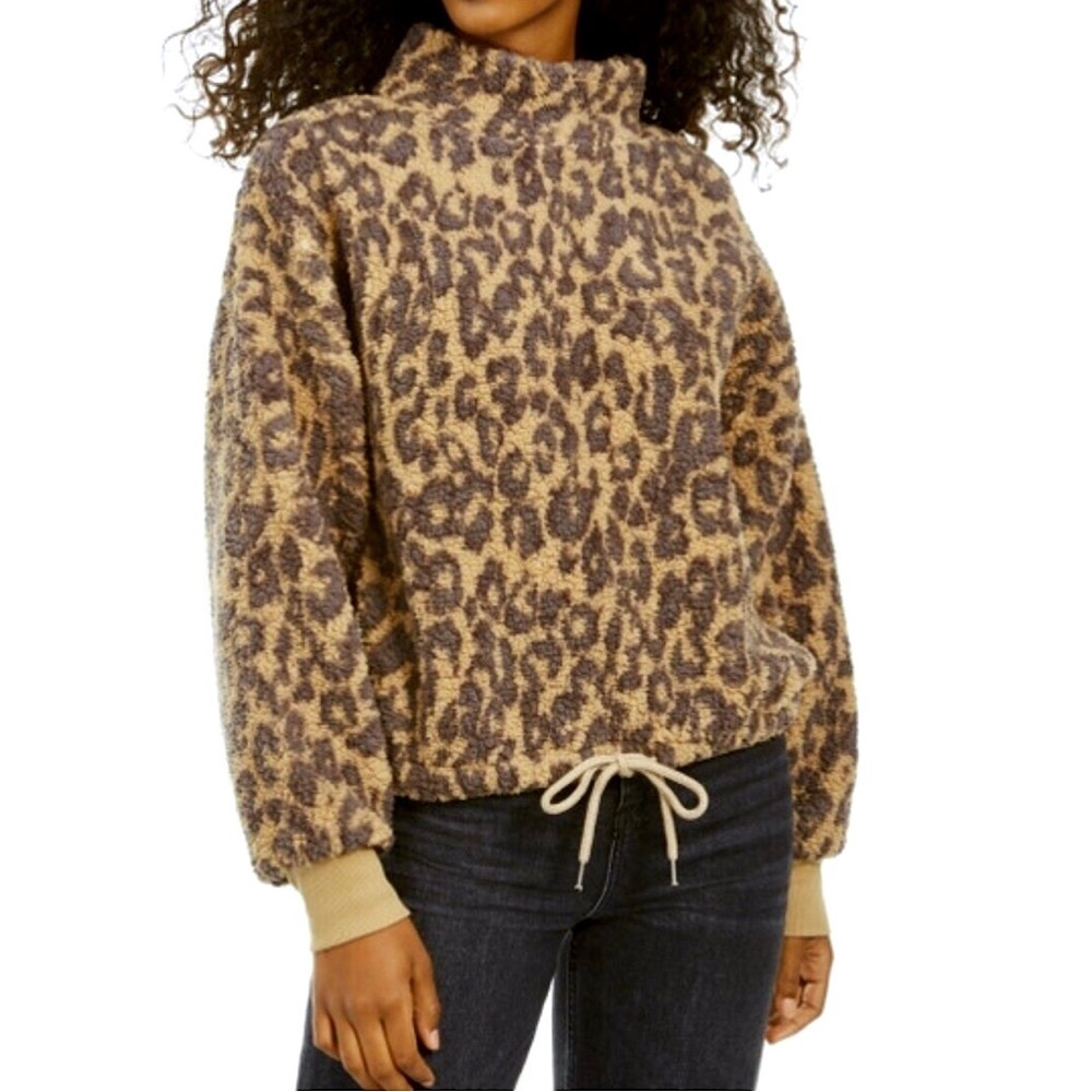 Hippie Rose Sherpa Pullover Tan Cheetah Junior Size L